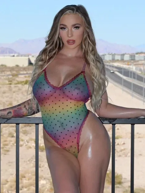 Kendra Sunderland