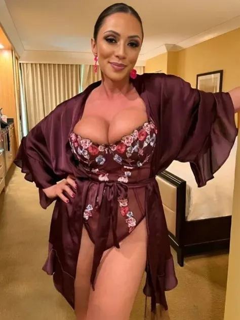 Ariella Ferrera