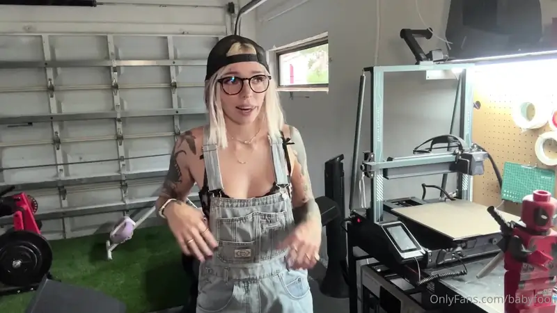 BabyFooji's tight pussy gets off with a dildo in her glasses and nose