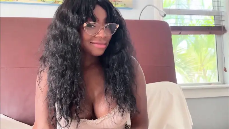 Amari Anne Blows & Fucks Her Stepbrother On Bed