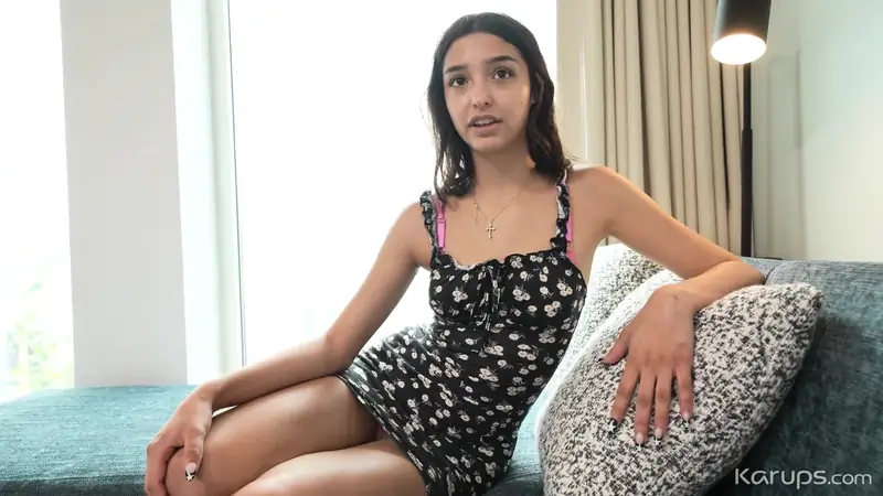Petite Layla Jenner Gets Used Like A Sex Toy