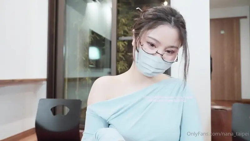 Nana_Taipei gets her tight pussy drilled and mouth filled with cum