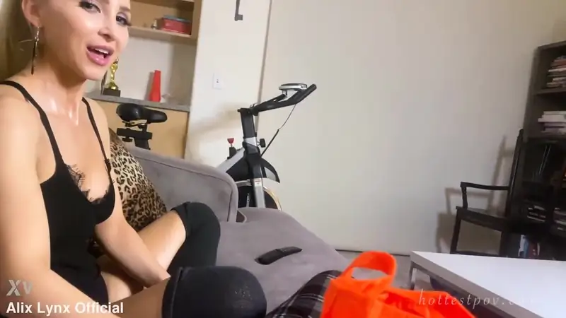 Alix Lynx Halloween Netflix N Chill Fuck