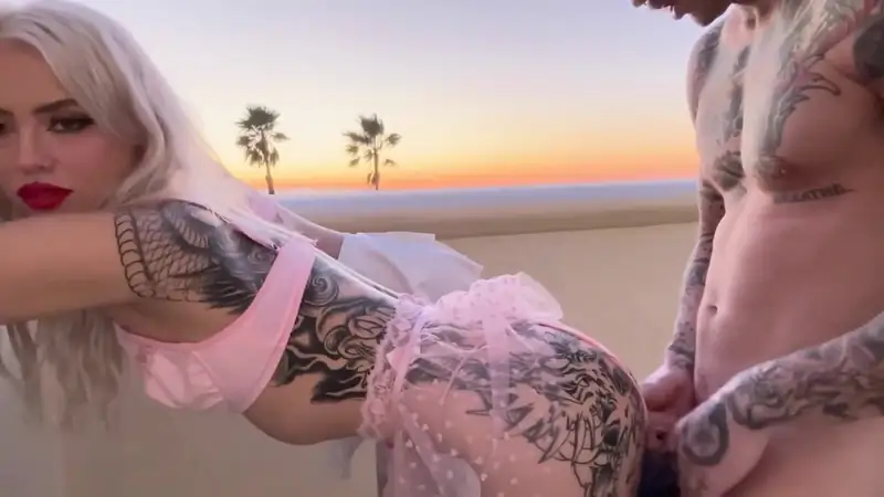 Nichole Saphir, Nova Flame Give Me A V-Day 3Some Present