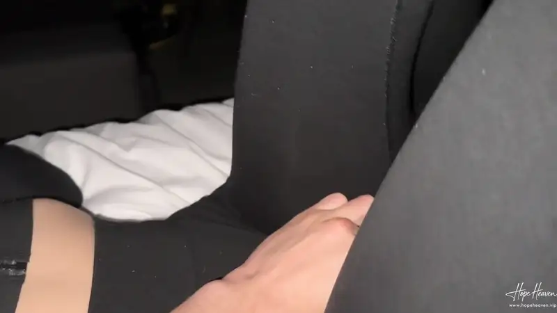 Hope Heaven gets drilled in her bed by a pornstar