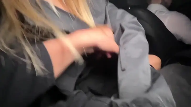 Alexa Martens takes a wild ride in a taxi with her juicy body