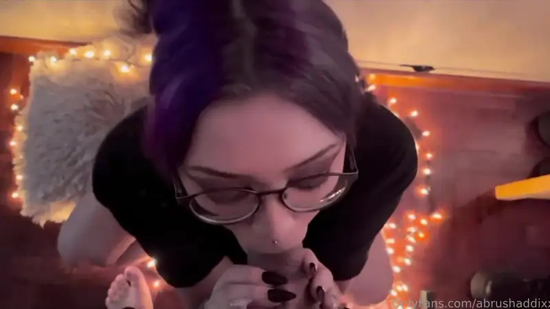 Abru_Shaddixx's POV Blowjob And Facial