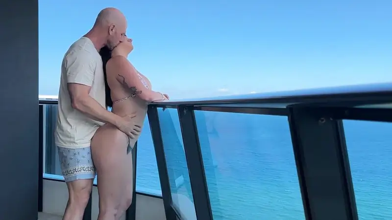 SsamiHayes Doggystyle Sex With Johnny Sins