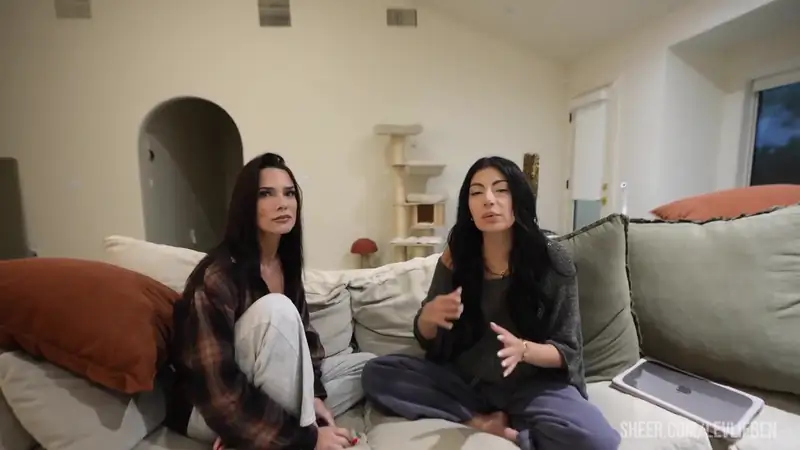 Ivy Ireland Cam Strella Caught Watching Their Own Porn Threesome Cum Swap