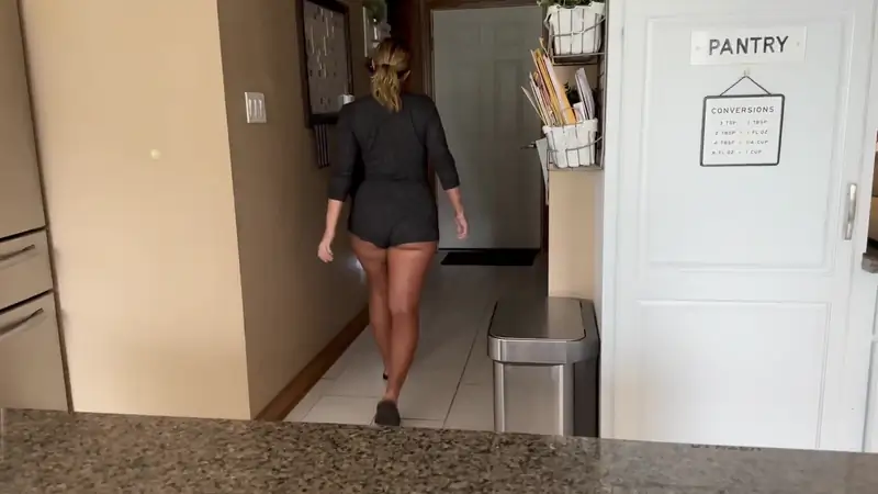 Brooklyn Chase Bribing My Step Son For POV Sex Before The Gym